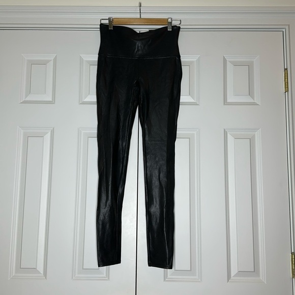Spanx Faux Leather Leggings size L Tall - Picture 6 of 12